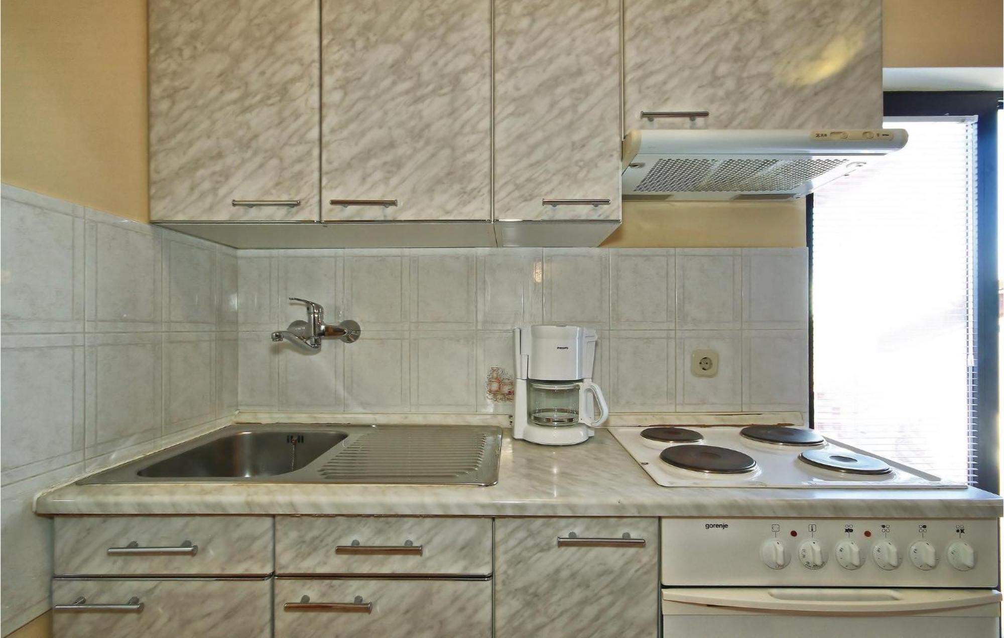 3 Bedroom Gorgeous Apartment In Пореч Екстер'єр фото